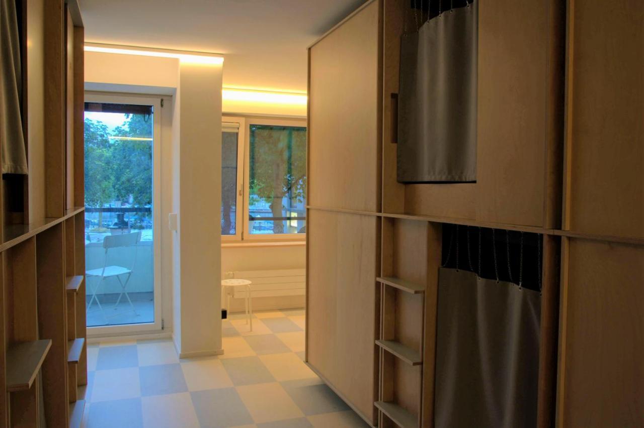 Green Marmot Capsule Hotel Zuerich Exterior foto