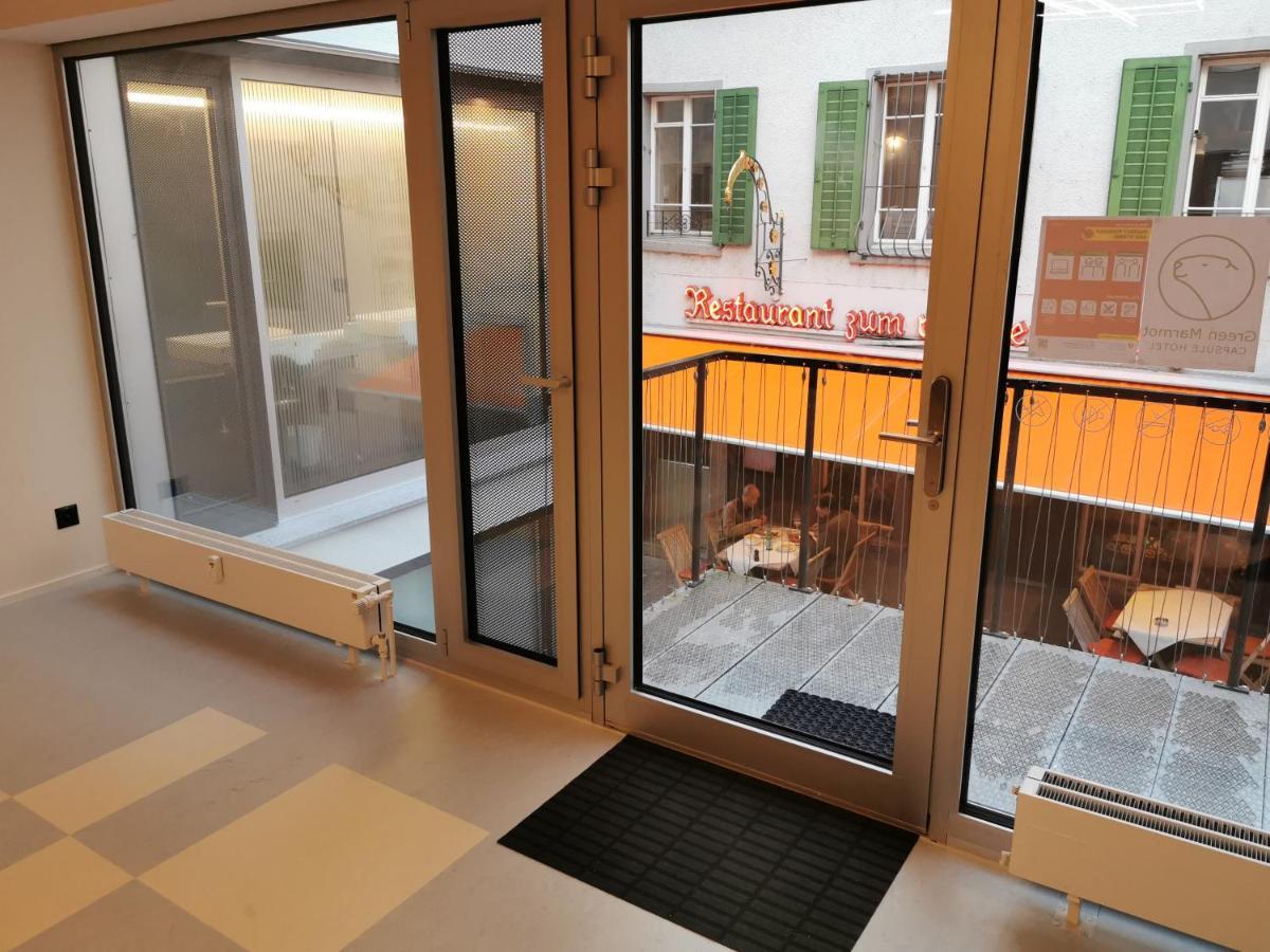 Green Marmot Capsule Hotel Zuerich Exterior foto